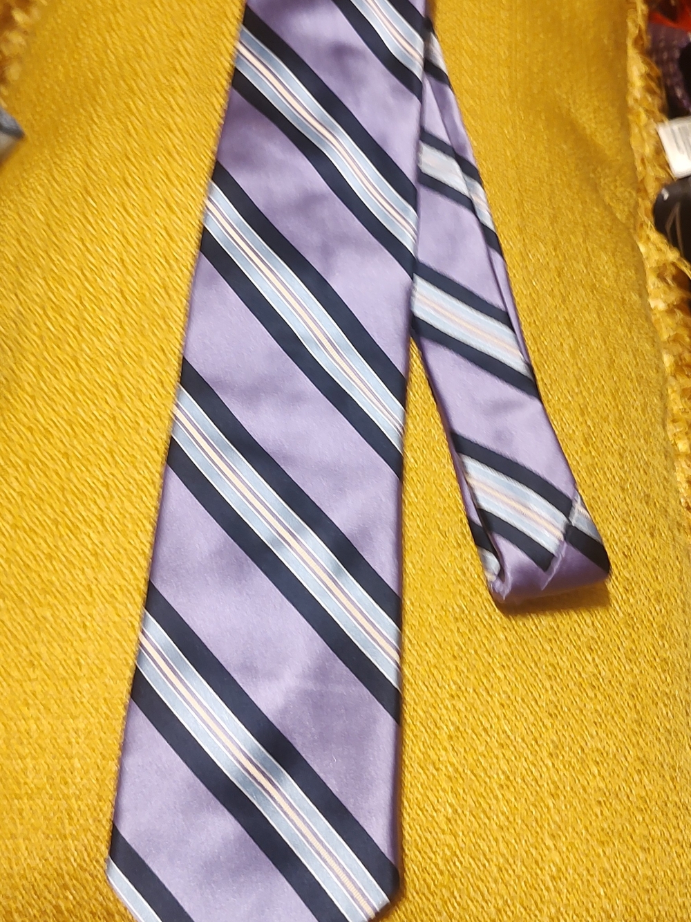I K E Behar Men's Purple Striped Silk Tie - Classic Formal Neckwear